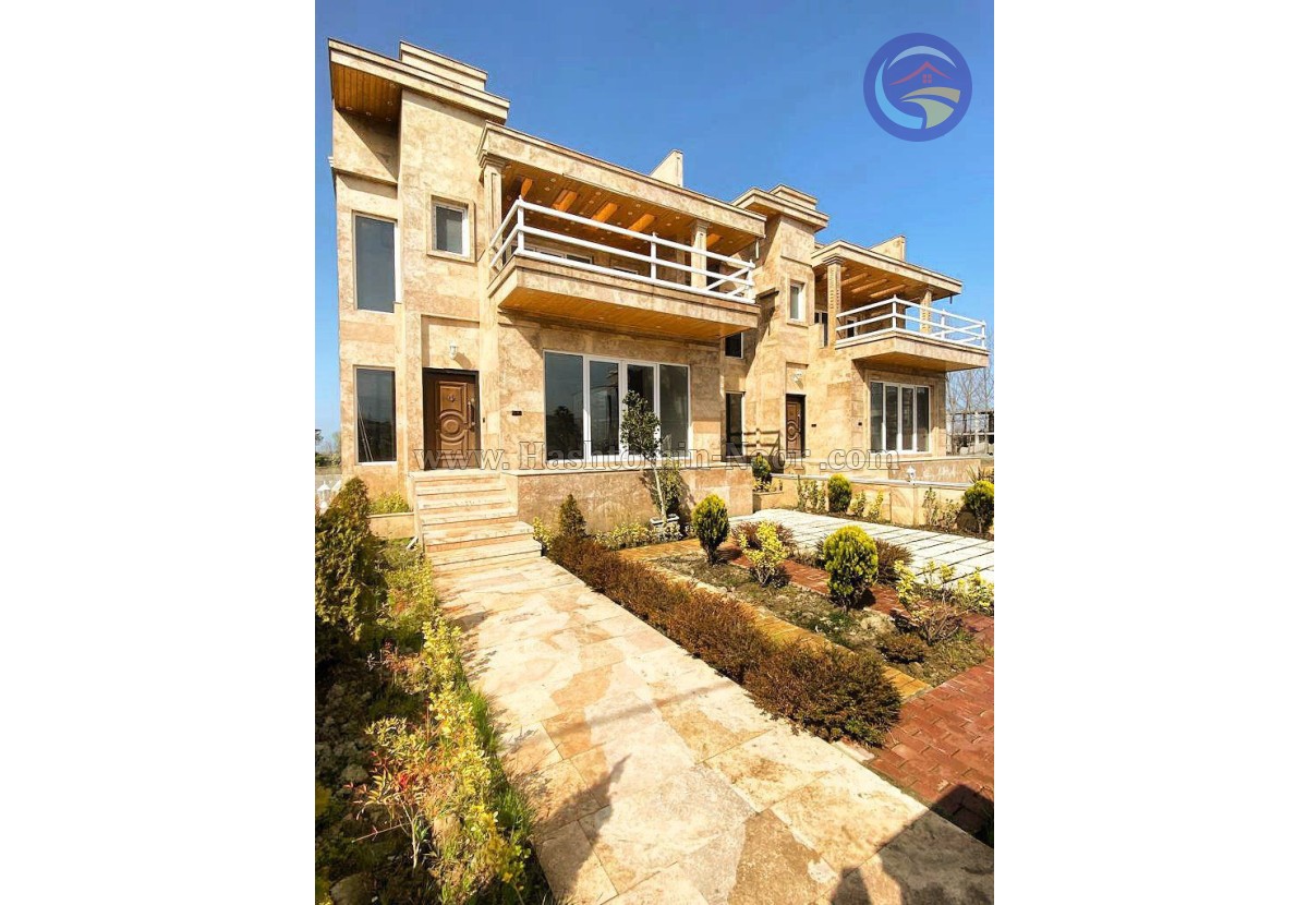 220 متر ویلا دوبلکس سند دار با انشعابات خصوصی جاده نور